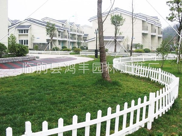 PVC草坪（花坛）护栏