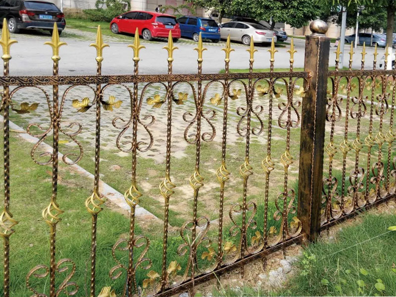 铁艺护栏