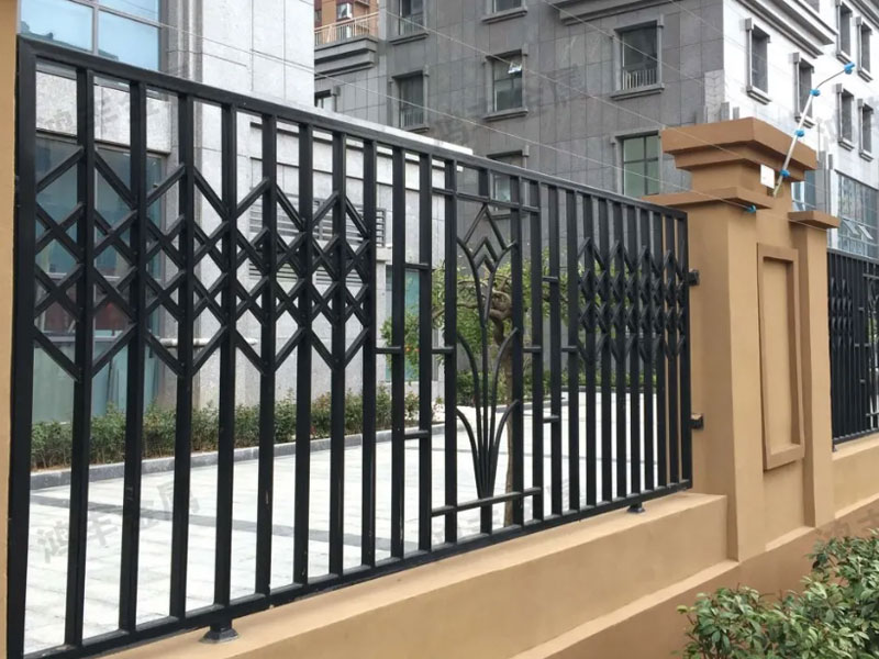 铁艺护栏